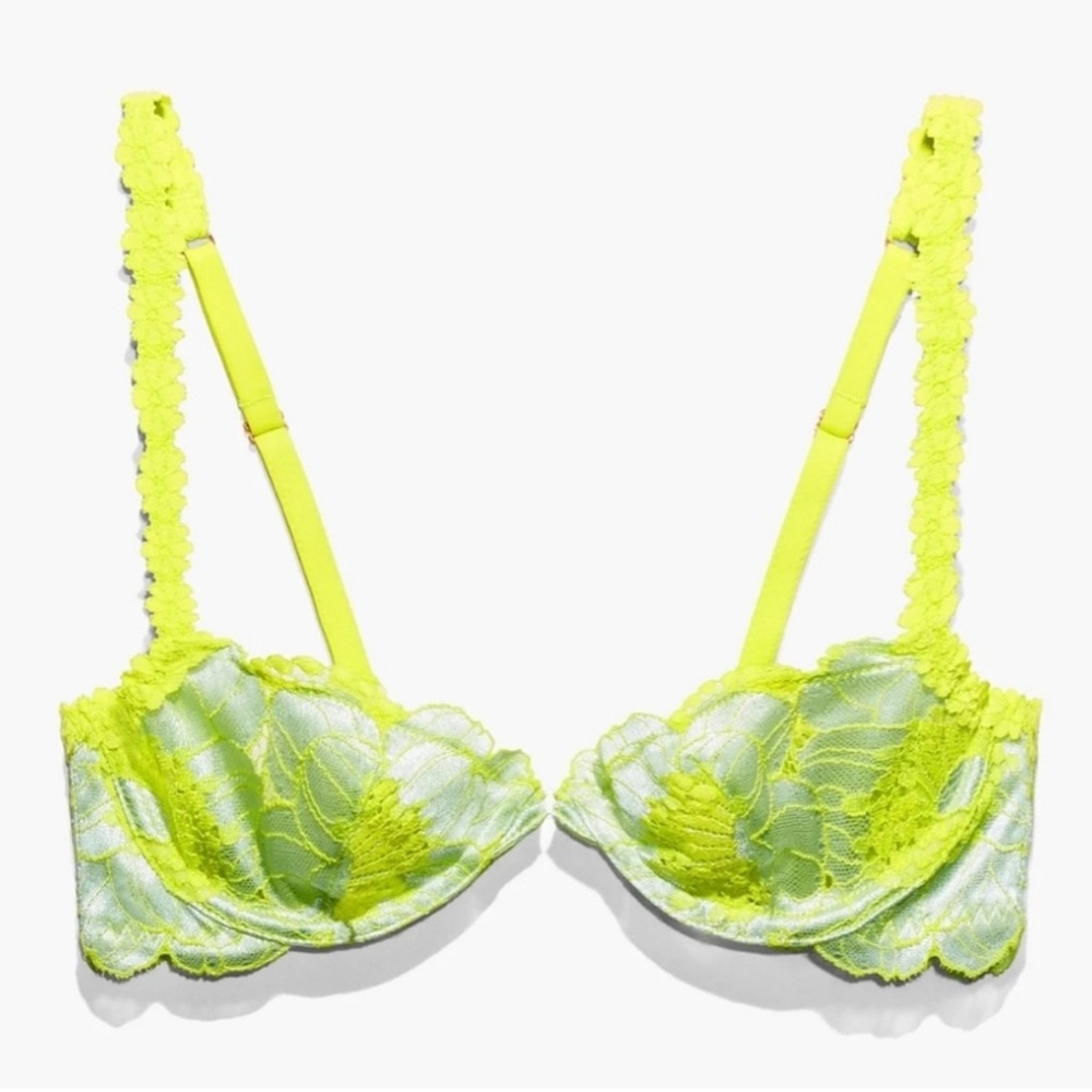 Savage X Fenty Perfect Poppies Lace Demi Bra 38D • NWT • Neon Yellow Lime Green